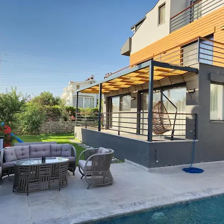Enjoy A Vacation In Luxury With Swimming Pool Likya Milay فيلة *