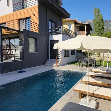 Enjoy A Vacation In Luxury With Swimming Pool Likya Milay فيلة
