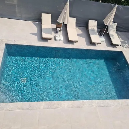 Enjoy A Vacation In Luxury With Swimming Pool Likya Milay فيلة *